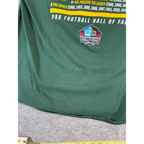 Brett Favre Green Bay Packers Hall Of Fame Graphic Shirt Mens M Green NFL Tee - Picture 8 of 10